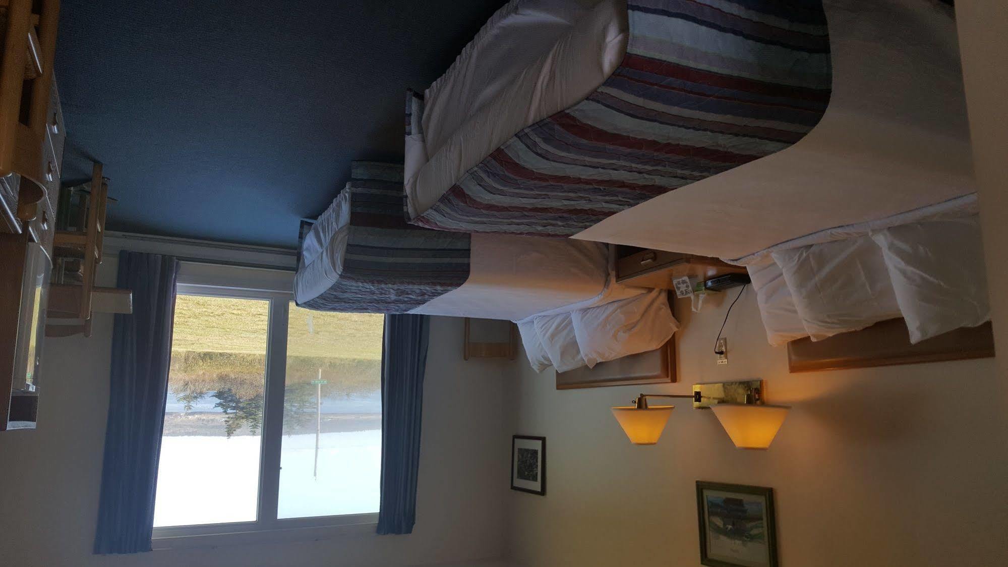 Brier Island Lodge Westport Bagian luar foto